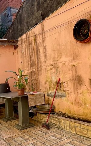 Casa à venda com 344m², 6 quartos e 5 vagas Casa à venda com 344m², 6 quartos e 5 vagasQuintal
