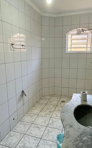 Casa à venda com 344m², 6 quartos e 5 vagas Casa à venda com 344m², 6 quartos e 5 vagasBanheiro Suíte 2