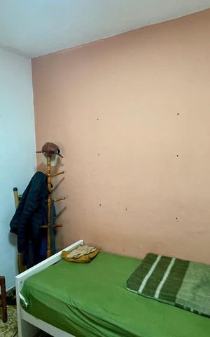 Casa à venda com 344m², 6 quartos e 5 vagas Casa à venda com 344m², 6 quartos e 5 vagasQuarto 1