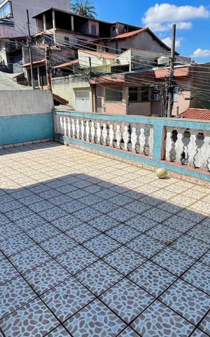 Casa à venda com 344m², 6 quartos e 5 vagas Casa à venda com 344m², 6 quartos e 5 vagasSacada Quarto 2