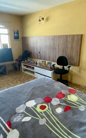 Casa à venda com 344m², 6 quartos e 5 vagas Casa à venda com 344m², 6 quartos e 5 vagasQuarto 2