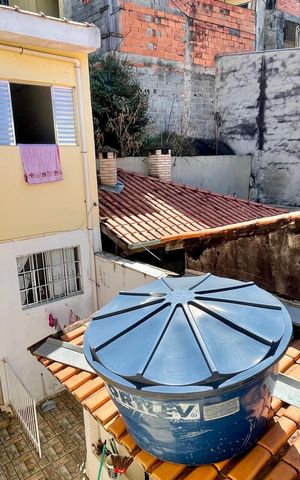 Casa à venda com 344m², 6 quartos e 5 vagas Casa à venda com 344m², 6 quartos e 5 vagasSuíte 2 vista