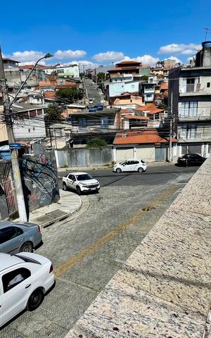 Casa à venda com 344m², 6 quartos e 5 vagas Casa à venda com 344m², 6 quartos e 5 vagasSacada Quarto 2 vista