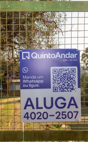 Casa para alugar com 30m², 1 quarto e 1 vaga Casa para alugar com 30m², 1 quarto e 1 vagaPlaca