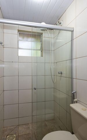 Casa para alugar com 30m², 1 quarto e 1 vaga Casa para alugar com 30m², 1 quarto e 1 vagaBanheiro Social