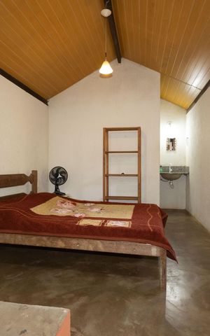 Casa para alugar com 30m², 1 quarto e 1 vaga Casa para alugar com 30m², 1 quarto e 1 vagaStudio