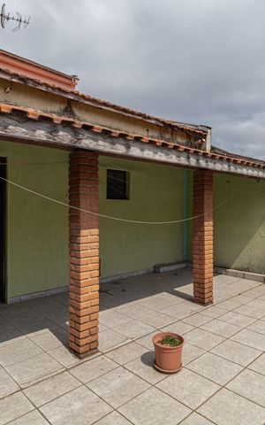 Casa à venda com 105m², 3 quartos e 2 vagas Casa à venda com 105m², 3 quartos e 2 vagasVaranda Suíte 3