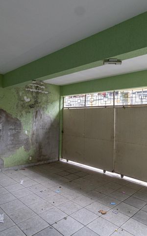 Casa à venda com 105m², 3 quartos e 2 vagas Casa à venda com 105m², 3 quartos e 2 vagasGaragem