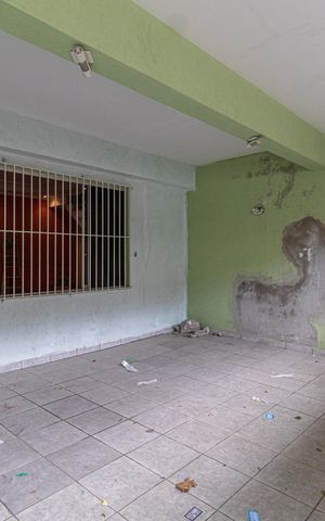 Casa à venda com 105m², 3 quartos e 2 vagas Casa à venda com 105m², 3 quartos e 2 vagasGaragem