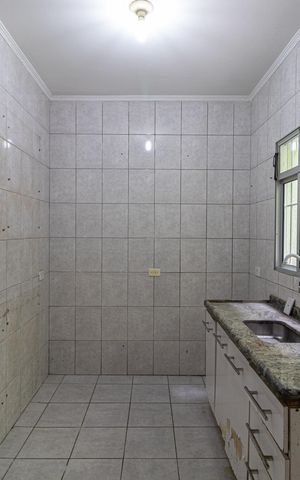 Casa à venda com 105m², 3 quartos e 2 vagas Casa à venda com 105m², 3 quartos e 2 vagasCozinha