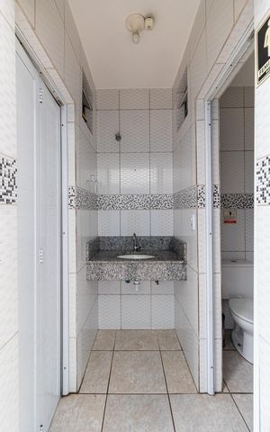 Apartamento para alugar com 57m², 2 quartos e 1 vaga Apartamento para alugar com 57m², 2 quartos e 1 vagaBanheiro de Serviço