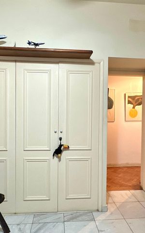 Apartamento à venda com 288m², 4 quartos e 2 vagas Apartamento à venda com 288m², 4 quartos e 2 vagasQuarto 3