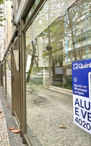 Apartamento à venda com 288m², 4 quartos e 2 vagas Apartamento à venda com 288m², 4 quartos e 2 vagasPlaquinha