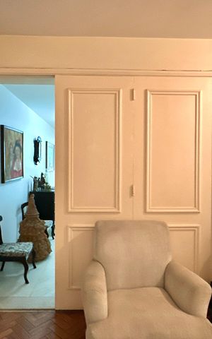 Apartamento à venda com 288m², 4 quartos e 2 vagas Apartamento à venda com 288m², 4 quartos e 2 vagasHall