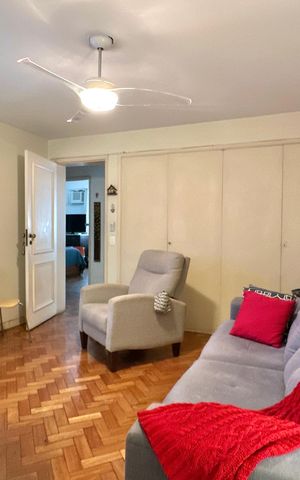 Apartamento à venda com 288m², 4 quartos e 2 vagas Apartamento à venda com 288m², 4 quartos e 2 vagasHall