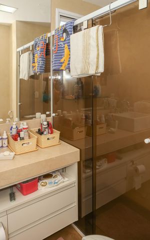 Apartamento para alugar com 100m², 3 quartos e 2 vagasBanheiro da Suíte