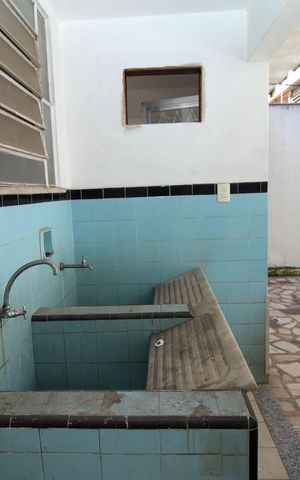 Casa à venda com 155m², 4 quartos e 5 vagasÁrea de Serviço