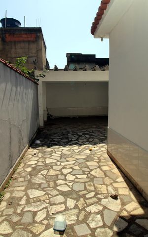 Casa à venda com 155m², 4 quartos e 5 vagasGaragem