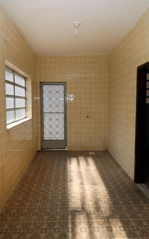 Casa à venda com 155m², 4 quartos e 5 vagasCopa