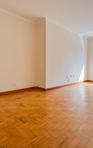 Apartamento à venda com 60m², 1 quarto e sem vaga Apartamento à venda com 60m², 1 quarto e sem vagaSala