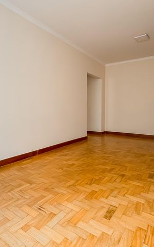 Apartamento à venda com 60m², 1 quarto e sem vaga Apartamento à venda com 60m², 1 quarto e sem vagaSala