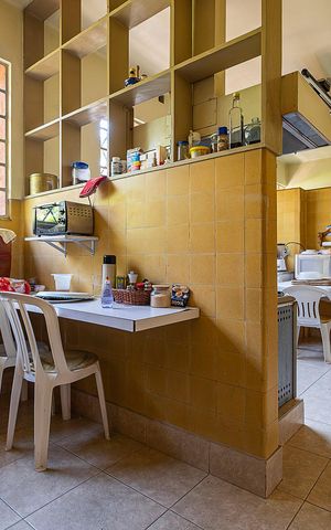 Casa à venda com 210m², 4 quartos e 8 vagas Casa à venda com 210m², 4 quartos e 8 vagasCozinha