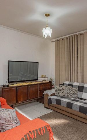 Casa à venda com 314m², 4 quartos e 3 vagasSala