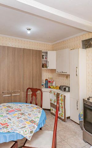 Casa à venda com 314m², 4 quartos e 3 vagasCozinha