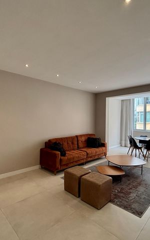 Apartamento à venda com 152m², 4 quartos e sem vaga Apartamento à venda com 152m², 4 quartos e sem vagaSala