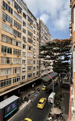 Apartamento à venda com 152m², 4 quartos e sem vaga Apartamento à venda com 152m², 4 quartos e sem vagaSala - vista