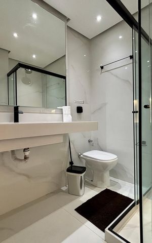 Apartamento à venda com 152m², 4 quartos e sem vaga Apartamento à venda com 152m², 4 quartos e sem vagaBanheiro social