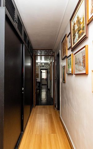 Apartamento à venda com 260m², 3 quartos e 2 vagas Apartamento à venda com 260m², 3 quartos e 2 vagasSala
