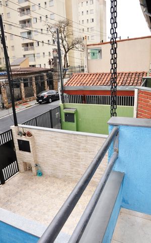 Casa à venda com 125m², 3 quartos e 2 vagas Casa à venda com 125m², 3 quartos e 2 vagasVaranda Suíte