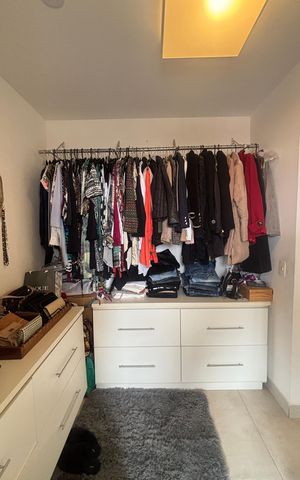 Apartamento à venda com 78m², 2 quartos e 2 vagasSuíte 1 Closet