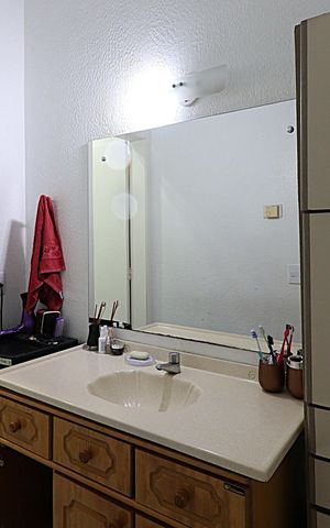 Casa à venda com 110m², 3 quartos e 2 vagasBanheiro - suíte
