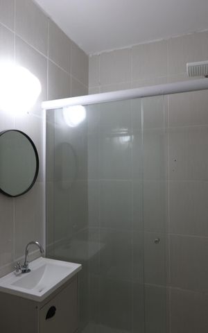 Casa para alugar com 70m², 2 quartos e 1 vagaBanheiro