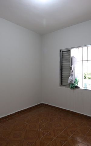Casa para alugar com 70m², 2 quartos e 1 vagaQuarto 1