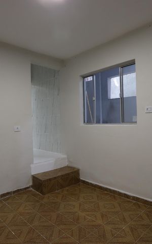 Casa para alugar com 70m², 2 quartos e 1 vagaSala