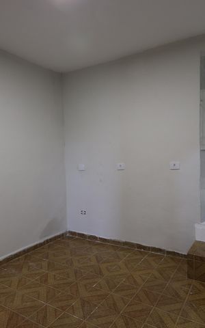Casa para alugar com 70m², 2 quartos e 1 vagaSala