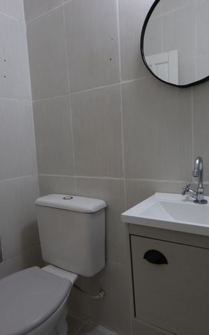 Casa para alugar com 70m², 2 quartos e 1 vagaBanheiro