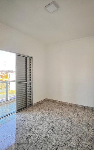 Casa à venda com 100m², 3 quartos e 14 vagas Casa à venda com 100m², 3 quartos e 14 vagasQuarto 1
