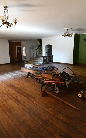 Casa à venda com 1570m², 7 quartos e 6 vagasSala 2