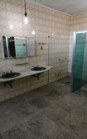 Casa à venda com 1570m², 7 quartos e 6 vagasBanheiro Suíte 1