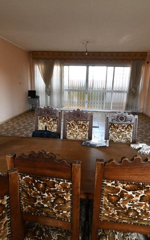 Casa à venda com 1570m², 7 quartos e 6 vagasSala 4