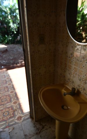 Casa à venda com 1570m², 7 quartos e 6 vagasBanheiro da Piscina