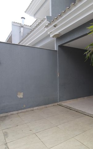 Casa de condomínio à venda com 232m², 4 quartos e 2 vagasGaragem