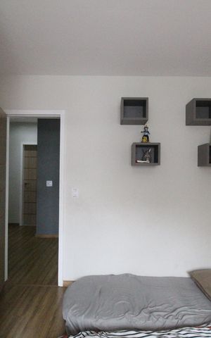 Casa de condomínio à venda com 232m², 4 quartos e 2 vagasQuarto 2