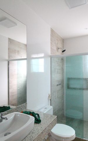 Casa de condomínio à venda com 232m², 4 quartos e 2 vagasBanheiro social 1