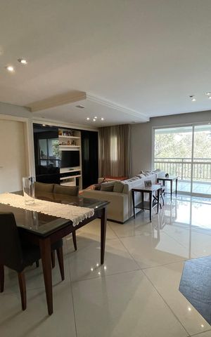 Apartamento à venda com 145m², 4 quartos e 3 vagas Apartamento à venda com 145m², 4 quartos e 3 vagasSala