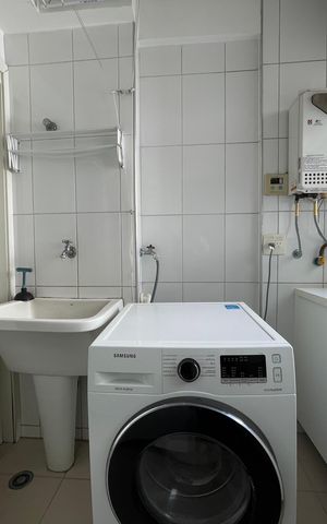 Apartamento à venda com 145m², 4 quartos e 3 vagas Apartamento à venda com 145m², 4 quartos e 3 vagasÁrea de Serviço